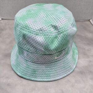Nike Sportswear Adult Sky-Dye Summer Green Glow Bucket Hat